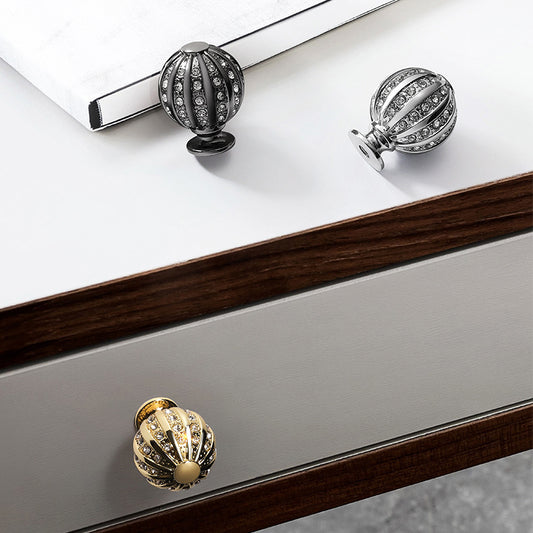 VICKI BROWN 12 Pcs New Arriving High-End Cabinet Door Knobs Inlaid with K9 Crystal Diamond Northern European Single Hole Drawer Pulls Cupboard Wine Cabinet Small Handle