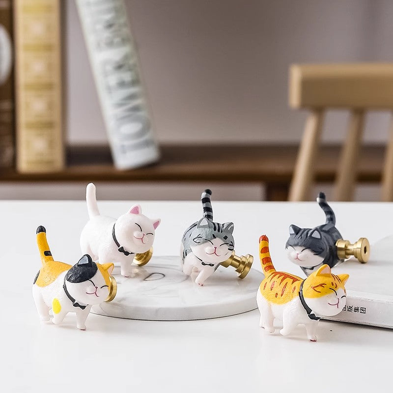 VICKI BROWN Cute Cat Resin Handle With Brass Base Light Luxury Small Handles For Closet Cabinet Door Drawer 12 Pcs