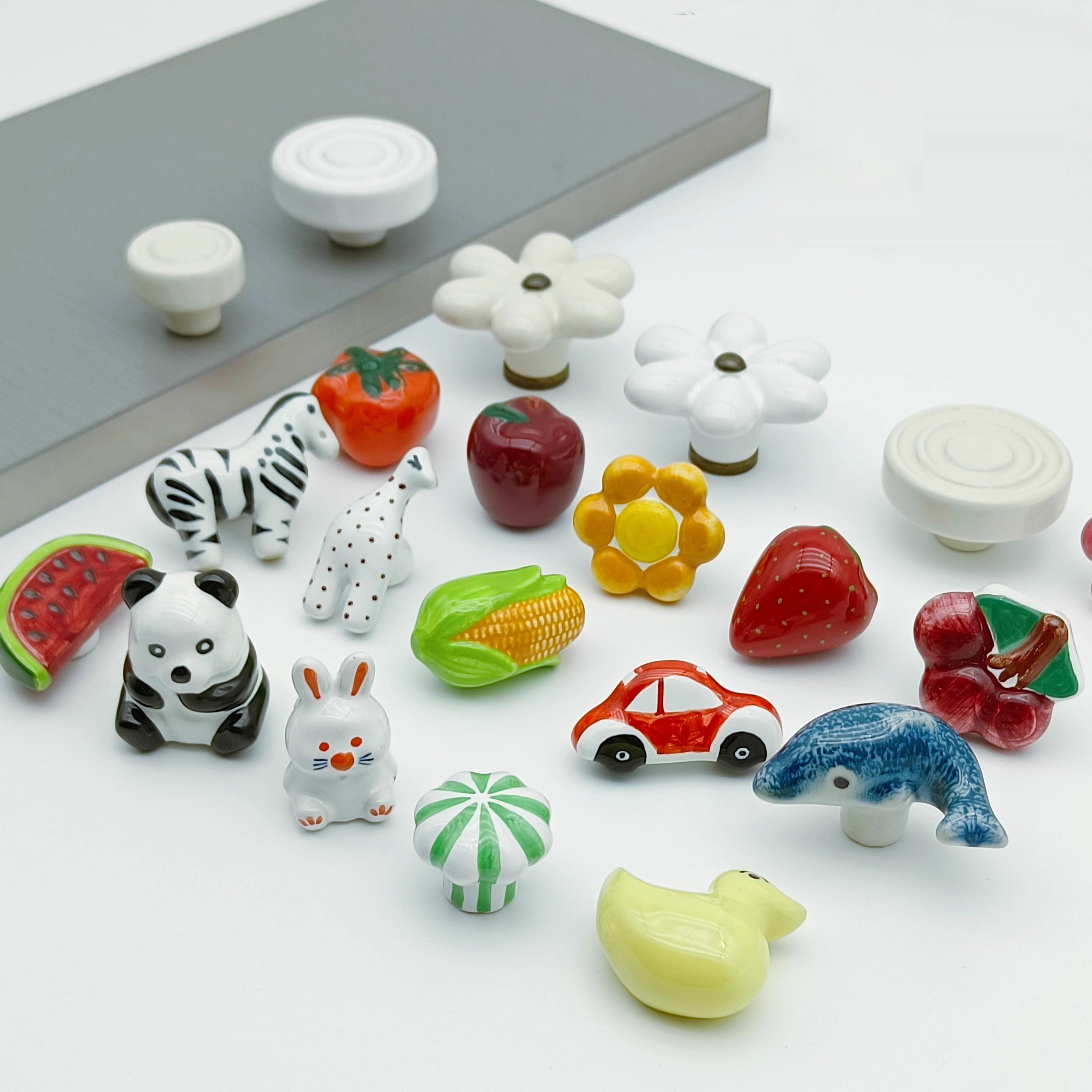 VICKI BROWN Children's Room Cartoon Ceramic knobs Modern Simple Single Hole Drawer Cupboard Bookcase TV Cabinet Shoe Cabinet Handle 12 Pcs