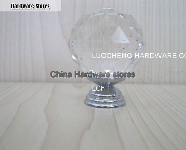 12PCS / LOT 40MM CLEAR CUT CRYSTAL KNOBS ON SMALL CHROME BRASS BASE 12PCS / LOT 40MM CLEAR CUT CRYSTAL KNOBS ON SMALL CHROME BRASS BASE