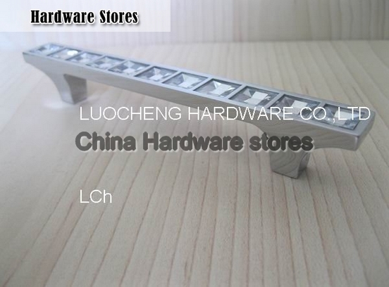 30PCS/ LOT 135 MM CLEAR CRYSTAL HANDLES WITH ALUMINIUM ALLOY CHROME METAL PART 30PCS/ LOT 135 MM CLEAR CRYSTAL HANDLES WITH ALUMINIUM ALLOY CHROME METAL PART