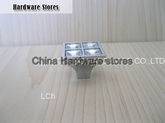 50PCS/ LOT 28MM SQUARE CLEAR KNOB WITH ALUMINIUM ALLOY CHROME METAL PART 50PCS/ LOT 28MM SQUARE CLEAR KNOB WITH ALUMINIUM ALLOY CHROME METAL PART