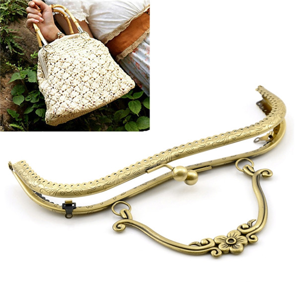 vintage jewelry purse bag metal frame kiss clasp lock handbag handle bronze tone sew bags accessories 21x15cm vintage jewelry purse bag metal frame kiss clasp lock handbag handle bronze tone sew bags accessories 21x15cm