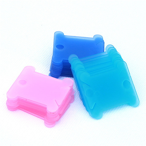 2015 new arrival 100 pcs plastic thread bobbins for embroidery floss craft storage holder board card color random