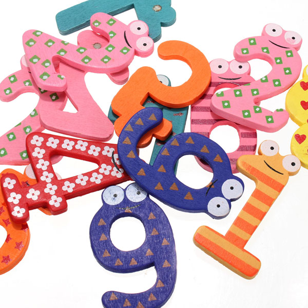 2015 new top 10pcs/set 0-9 different cartoon wooden number fridge magnet for kids children gift educational toy