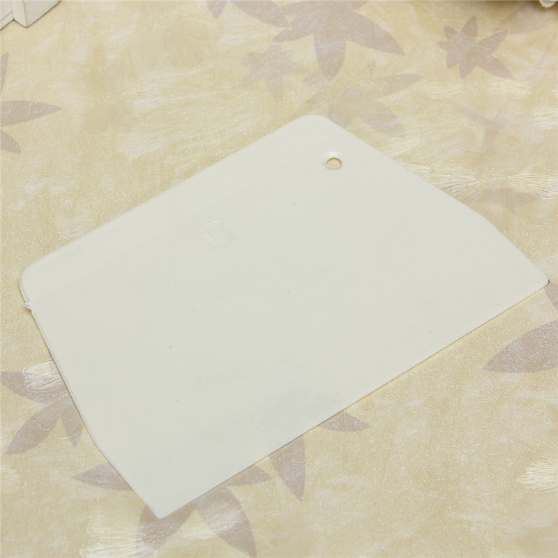 2015 new arrival top selling durable butter dough cutter baking tools multifuction plastic scraper baking boards kitchen tool