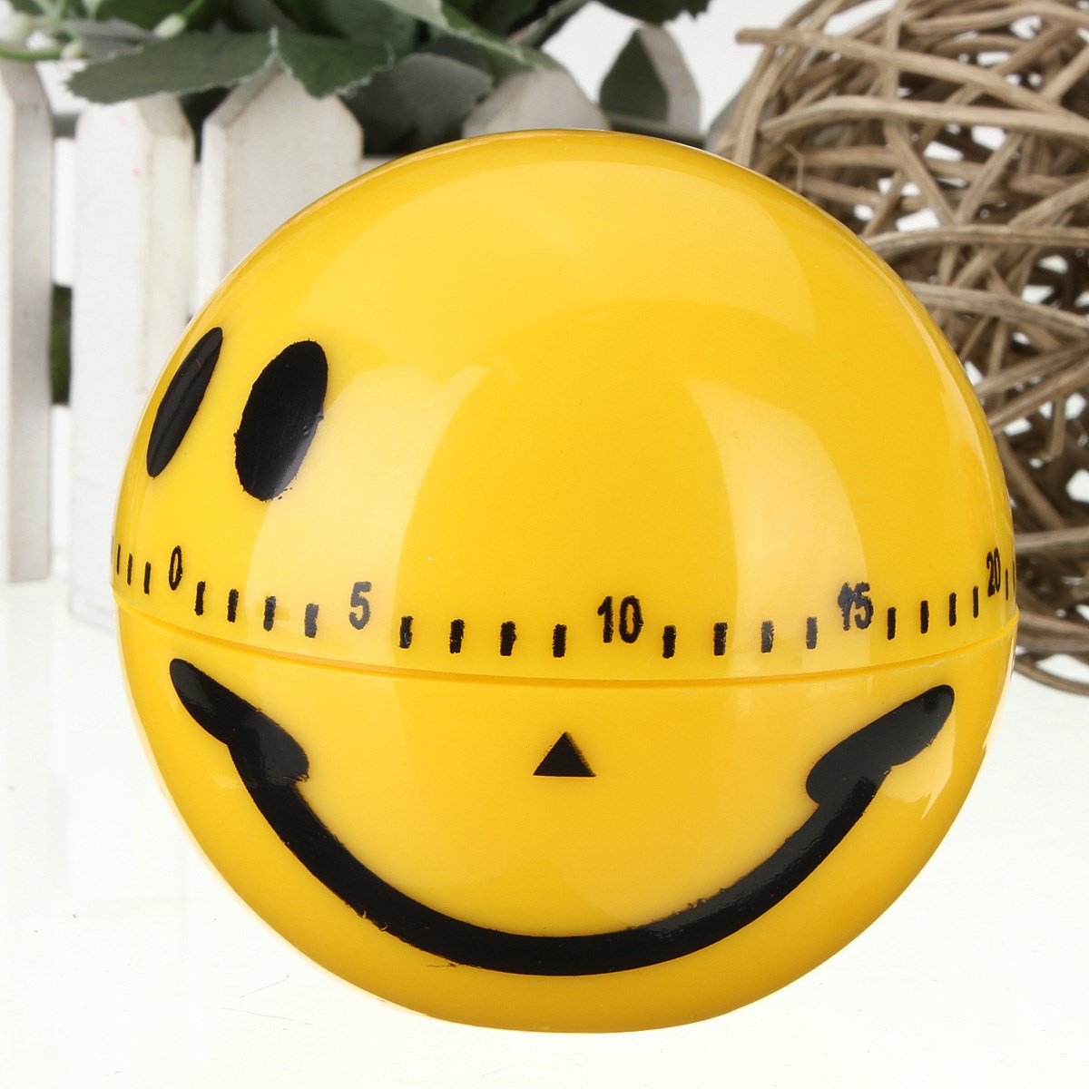 novelty excellent quality lovely cute design smiley face kitchen cooking mechanical timer alarm 60 minutes yellow new