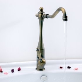 single handle antique brass centerset kitchen faucet