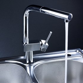 single handle chrome centerset pull-out kitchen faucet single handle chrome centerset pull-out kitchen faucet