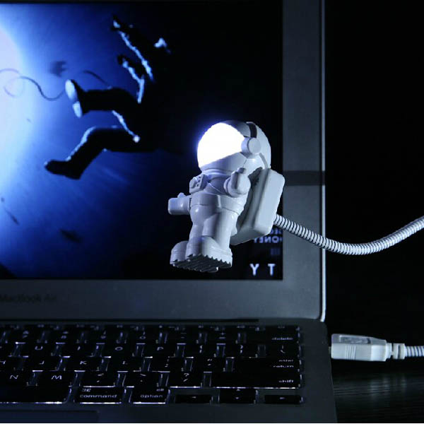 best promotion cute astronaut spaceman usb led adjustable emergency night light for computer pc lamp