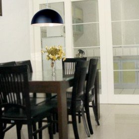 60w pendant light in black semicirlular shade 60w pendant light in black semicirlular shade