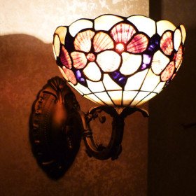 new selling antique inspired wall light in tiffany style - floral patterned new selling antique inspired wall light in tiffany style - floral patterned